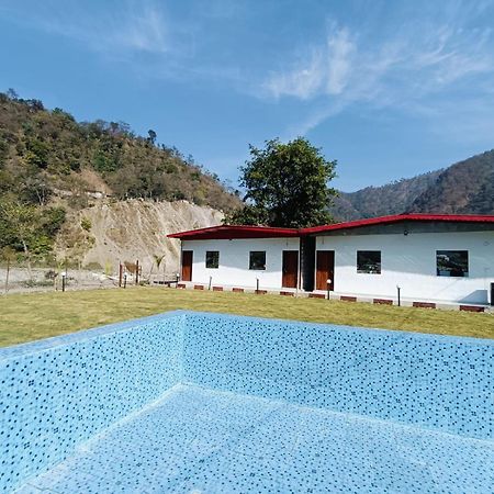 The Waterfront Resort Rishikesh Exterior photo